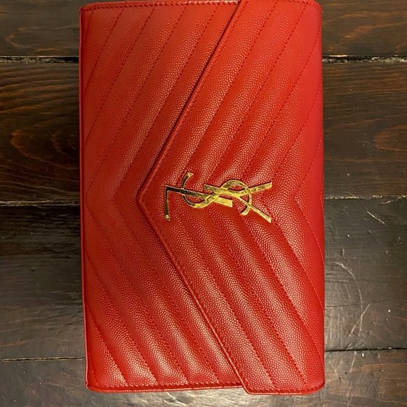 Yves St Laurent Envelope Chain Wallet in Red - Picture 4 of 5